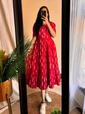 nikku textiles Women Printed, Ikat Anarkali Kurta(Red)