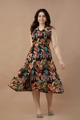 VIPY HANGER Women Floral Print A-line Kurta(Black, Green)