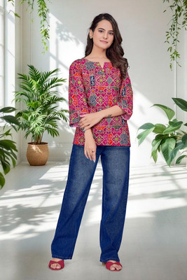 SuRamni Women Printed, Geometric Print Tunic Kurta(Multicolor)