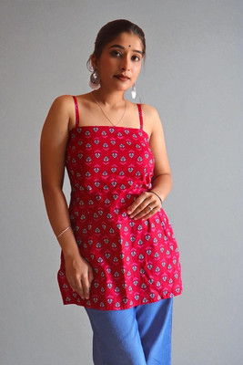 Outfitsbytiyaara Women Printed Straight Kurta(Red)