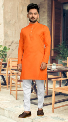 BISWAS Men Solid Straight Kurta(Orange)