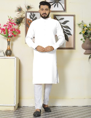 archittam Men Solid Straight Kurta(White)