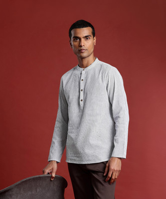 ANOUK Men Striped Straight Kurta(White, Grey)