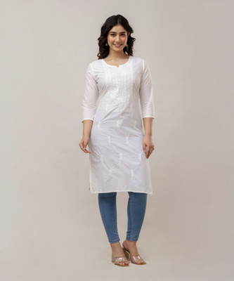 Gundia Fashion Women Embroidered Straight Kurta(White)