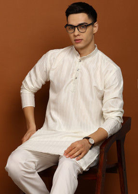 FUBAR Men Embroidered Straight Kurta(Blue)