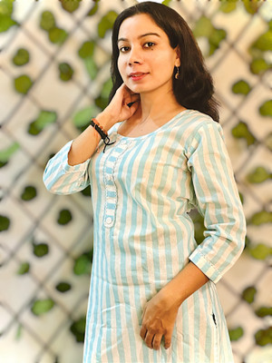 SIFRA Women Geometric Print Straight Kurta(Blue, White)