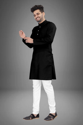 click n buy Men Solid Straight Kurta(Black)