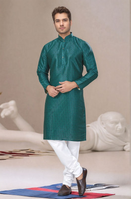 Outluk Men Solid Straight Kurta(Green)