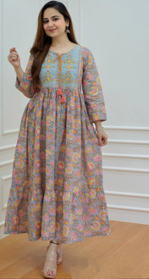 FABFOZY Flared/A-line Gown(Multicolor)