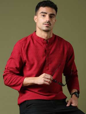 Voroxy Men Self Design Straight Kurta(Red)