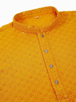 TRADITIONAL ANDAAZ Men Embellished Straight Kurta(Yellow)