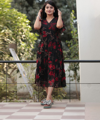 Parth Creation Women Floral Print Flared Kurta(Black)