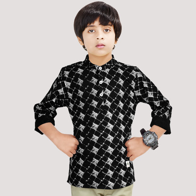 MADE IN THE SHADE Boys Geometric Print Straight Kurta(Black, White)