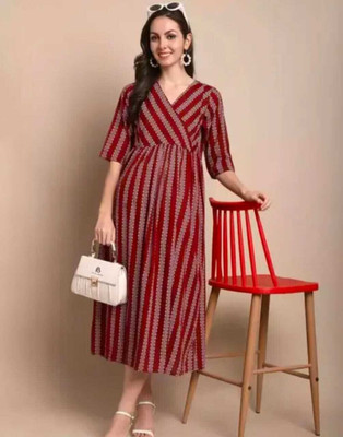 tejas Women Printed Flared Kurta(Maroon)