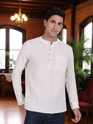 THE SOUL PATROL Men Solid Straight Kurta(Beige)