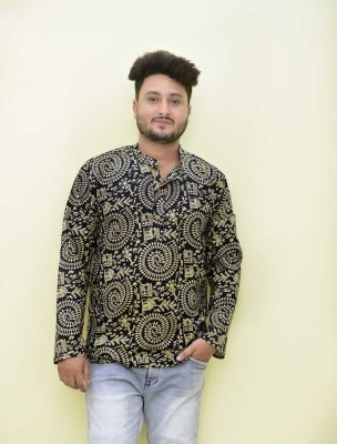 UJAN SHILPO KUTIR Men Printed Straight Kurta(Black)