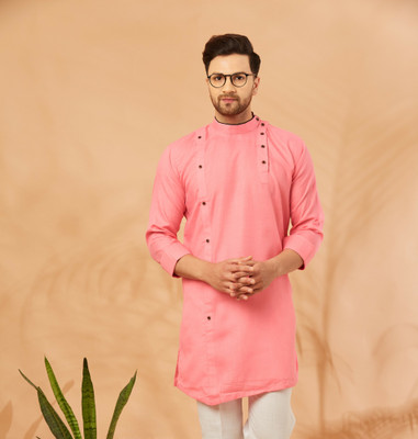 AEW DESIGNS Men Solid Straight Kurta(Pink)