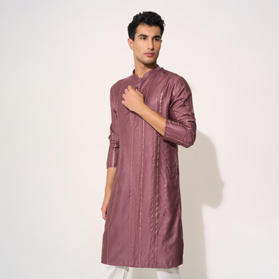 Indus Route by Pantaloons Men Solid Straight Kurta(Purple)