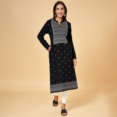 Rangmanch by Pantaloons Women Self Design Straight Kurta(Black)