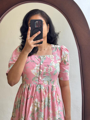 ISRANI Women Printed Flared Kurta(Pink)