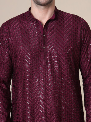 ADHIRAJAN Men Chikan Embroidery Straight Kurta(Maroon)