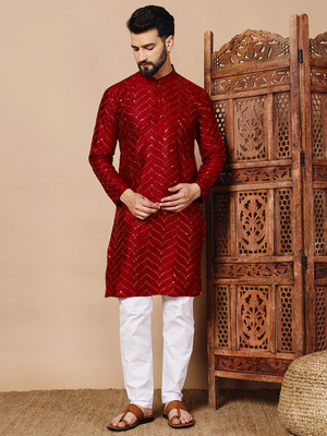 Kaashi Couture Men Embroidered Straight Kurta(Maroon)