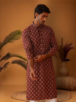 Jompers Men Embroidered Straight Kurta(Maroon)