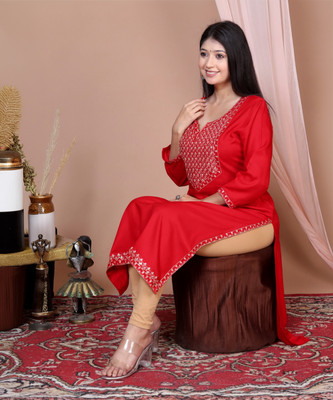 his&her Women Embroidered Straight Kurta(Red)