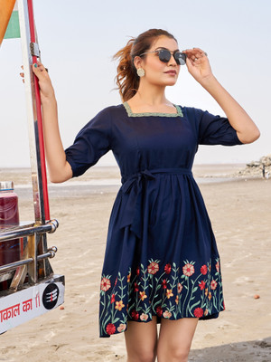 VIBEVISION Women Floral Print Ethnic Dress Kurta(Dark Blue)