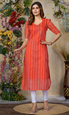 Sun Fashion And Lifestyle Women Floral Print Straight Kurta(Red)