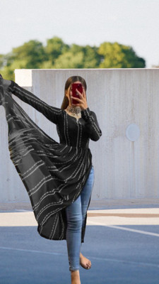 RAMDEVNOVELTYENTERPRISE Women Striped Straight Kurta(Black)