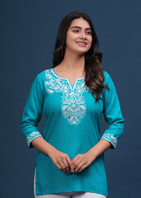 Pingaksh Women Embroidered Straight Kurta(Light Blue)
