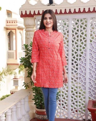 AARTI FASHION Women Self Design Straight Kurta(Red)