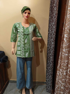 kaushlya collection Women Striped, Floral Print Straight Kurta(Green)