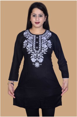 Hahatcloset Women Embroidered Straight Kurta(Black)