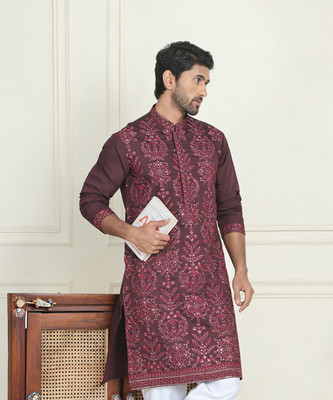 Jompers Men Embroidered Straight Kurta(Purple)