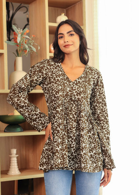 Label Adrija Women Floral Print, Printed Anarkali Kurta(Dark Green)