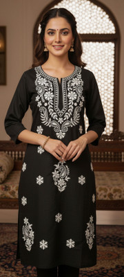 MADIHA CHIKANKARI Women Embroidered Straight Kurta(Purple)