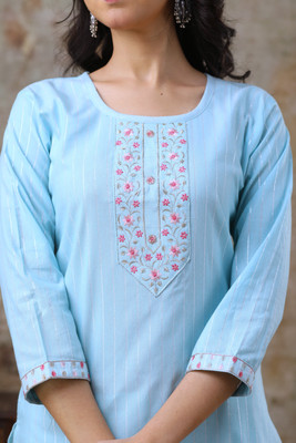 AuzaSho Collection Women Printed Straight Kurta(Multicolor)