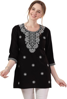 Meher Impex Women Chikan Embroidery Straight Kurta(Black, White)