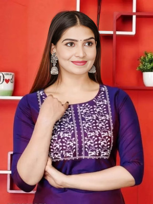 BIBHATSU Women Chikan Embroidery Straight Kurta(Purple)