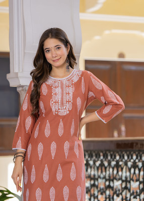 Koito Women Embroidered Straight Kurta(Orange)