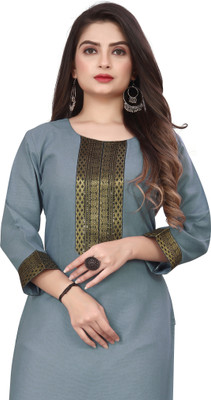 dhanshree tex Women Self Design A-line Kurta(Red, Grey)