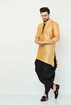 ARMAAN ETHNIC Men Self Design Asymmetric Kurta(Gold)