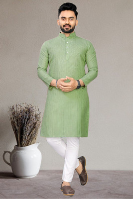 GalaxyZone Men Solid A-line Kurta(Green)