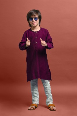 Vesham Boys Solid Straight Kurta(Maroon)