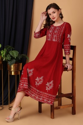 Taranjal Women Printed Gown Kurta(Red)