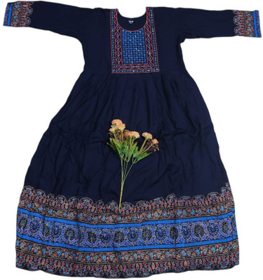 ANNAMALAIYAR TEX Women Embroidered Anarkali Kurta(Multicolor)