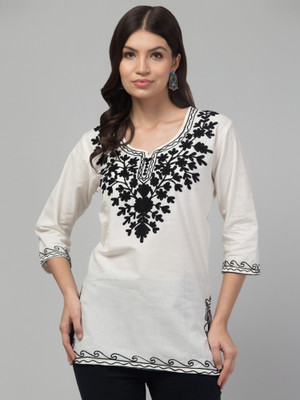 VESTIYAPLUS Women Embroidered Straight Kurta(White)