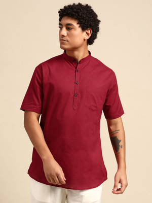 Rajubhai Hargovindas Men Solid Straight Kurta(Red)